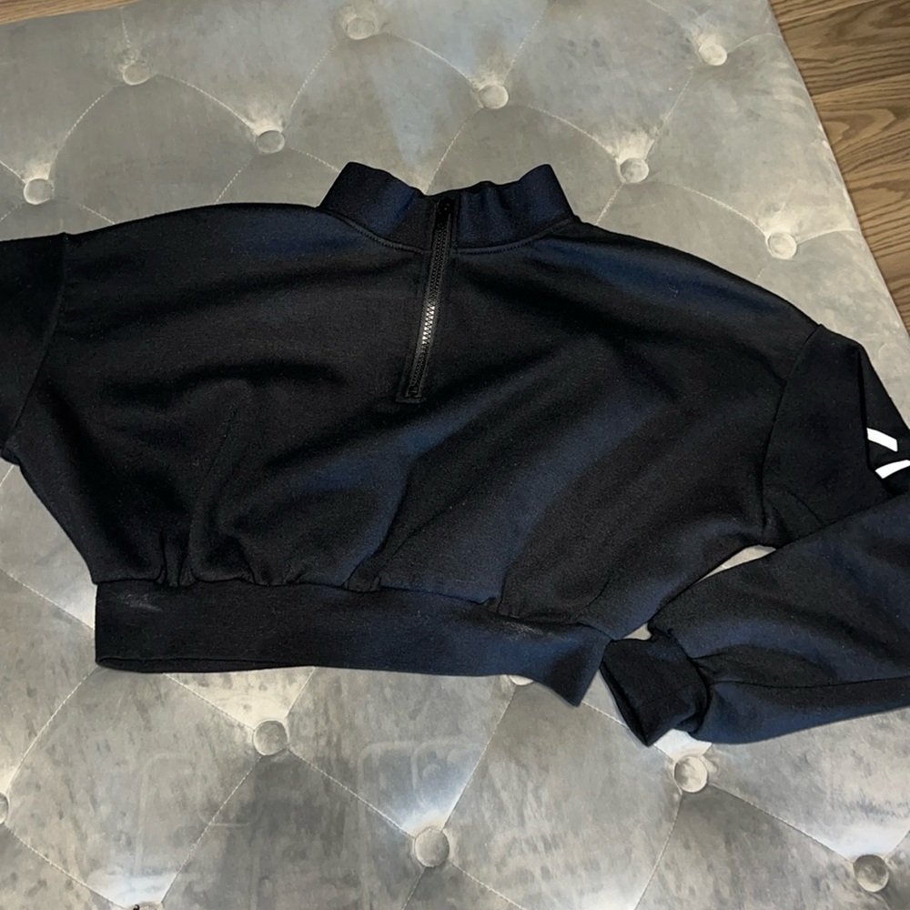 Cropped sweater